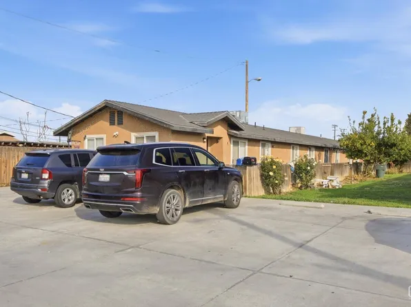 106 E Warren Ave, Bakersfield, CA 93308