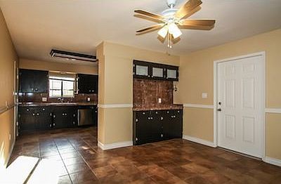 4th image of 4125 Coronado Ave