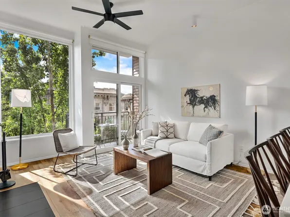 410 13th Avenue E #PH 3, Seattle, WA 98102