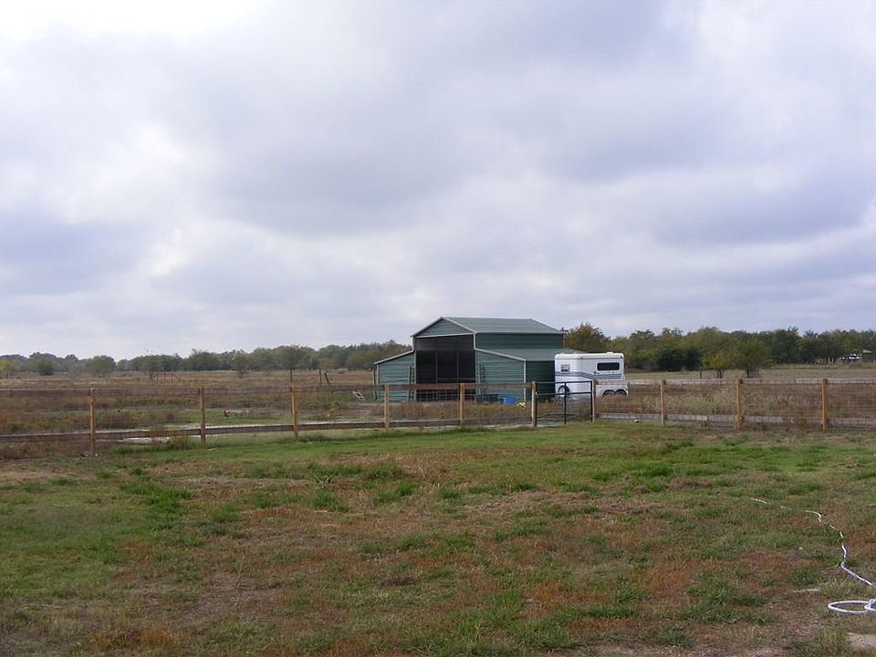 2nd image of 1463 County Road 4520