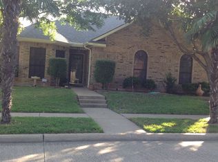 5237 Wood Creek Ln, Garland, TX 75044