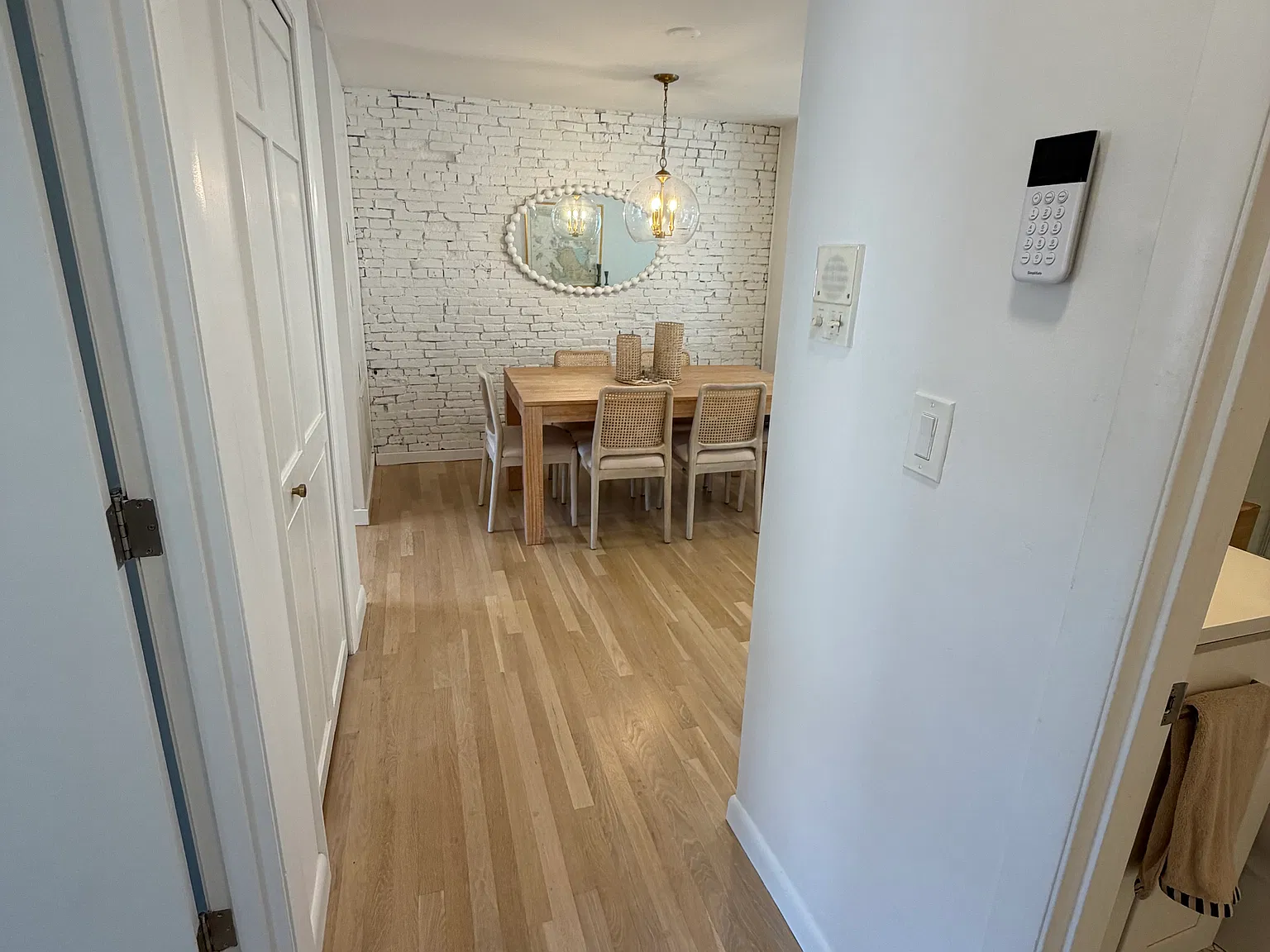 2 bed, 726 sqft, $4,800 — Photo 3