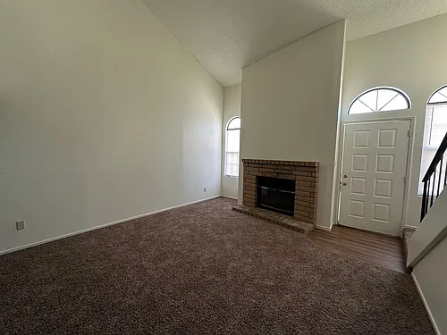 7813 S Laurelglen Blvd Photo 1