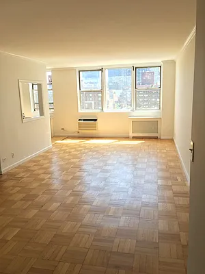 Rented by Luxe Group | media 12