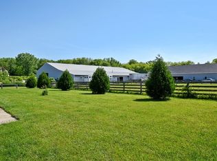 27265 N Darrell Rd, Wauconda, IL 60084