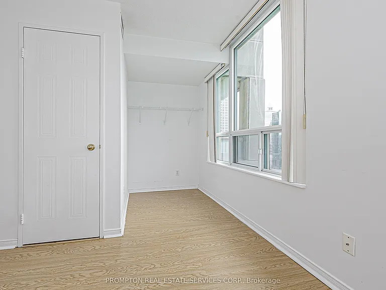 238 Doris Ave #2009 — Photo 25