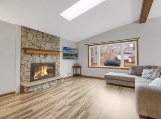 6150 Wynnwood Rd, Golden Valley, MN 55422