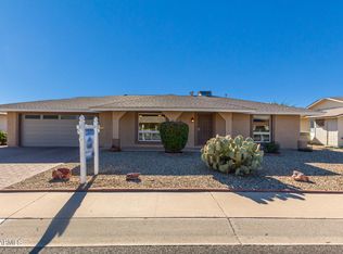 10401 W Ridgeview Rd, Sun City, AZ 85351