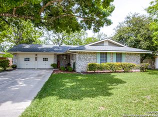 211 Nocturne Dr, San Antonio, TX 78216