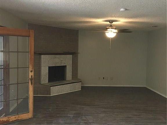 5th image of 5308 School Hill Cir