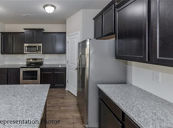 3rd image of 5427 University City Blvd #8