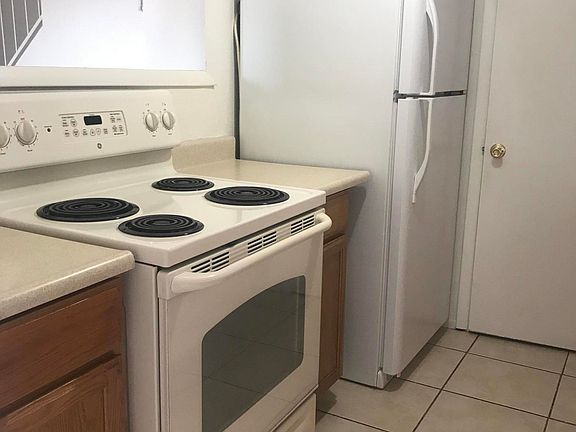 3rd image of 4604 E Pueblo Ave