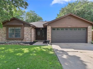 1103 Hardwood Ln, College Station, TX 77840