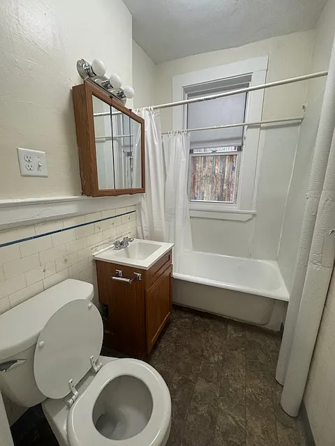Studio, $2,295 — Photo 3
