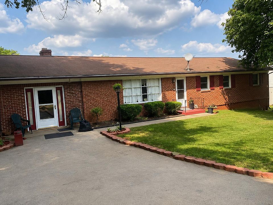 1st image of 812 Elam Dr
