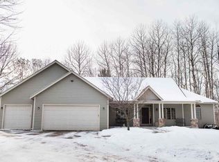 2512 Black River Road, Neillsville, WI 54456