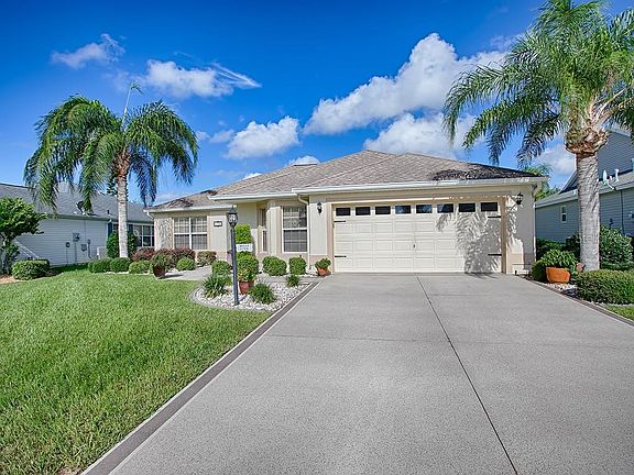 3rd image of 1708 Van Buren Way