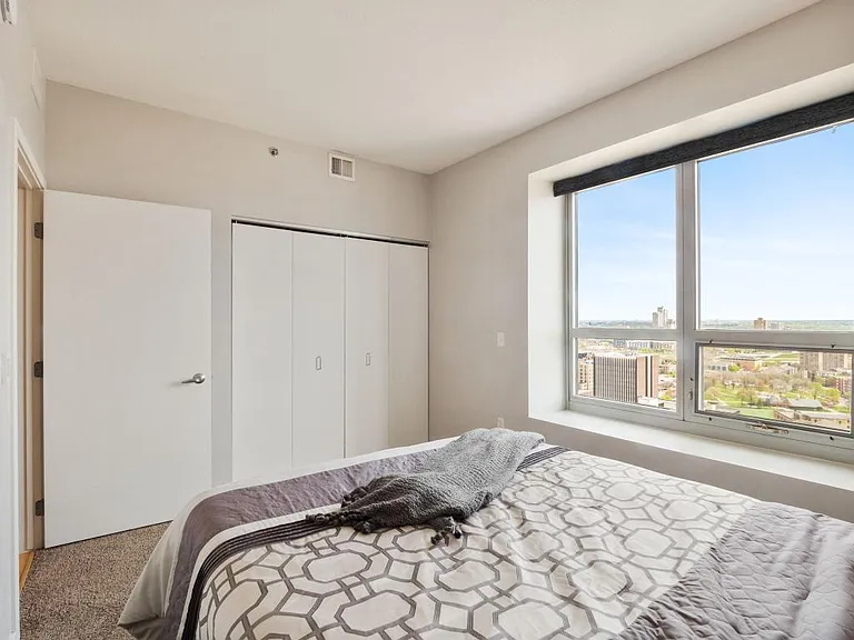 929 Portland Ave #2405 — Photo 18