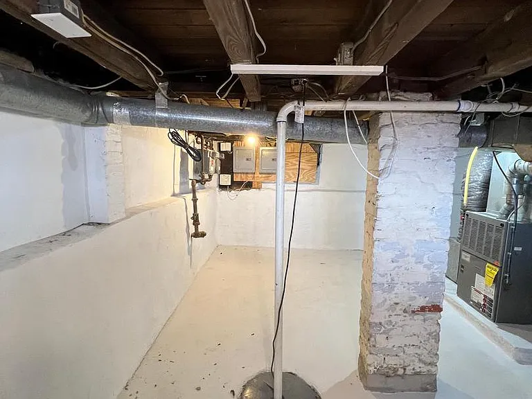 30 Spruce Ave #A — Photo 61