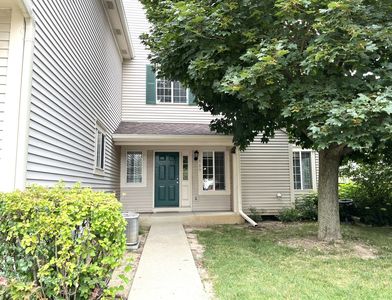 589 Fox Ridge Dr, Fox Lake, IL, 60020