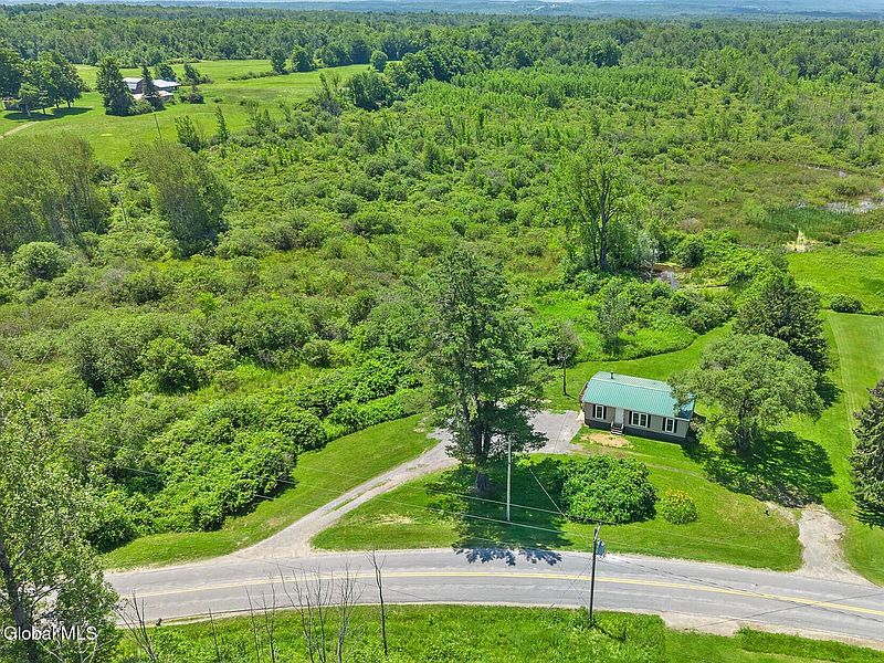 3rd image of 577 Brand Road