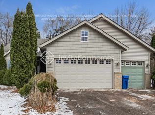 5694 Lambert Ave NE, Albertville, MN 55301