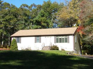 1 Megans Way, Acushnet, MA 02743