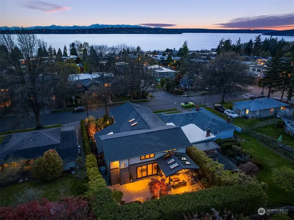 6716 103rd Avenue NE, Kirkland, WA 98033