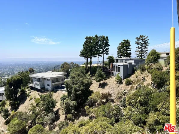 1500 N Kenter Ave, Los Angeles, CA 90049