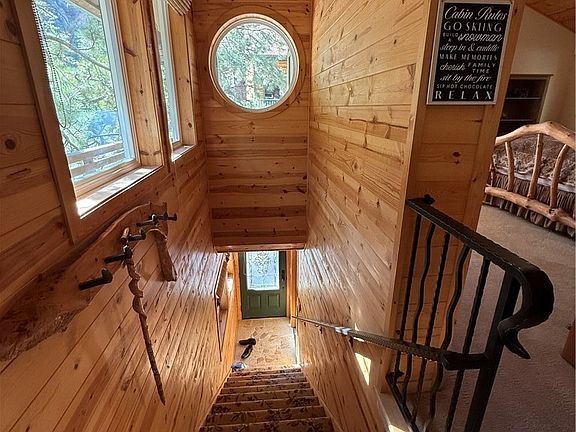 3rd image of 310 Echo Rd