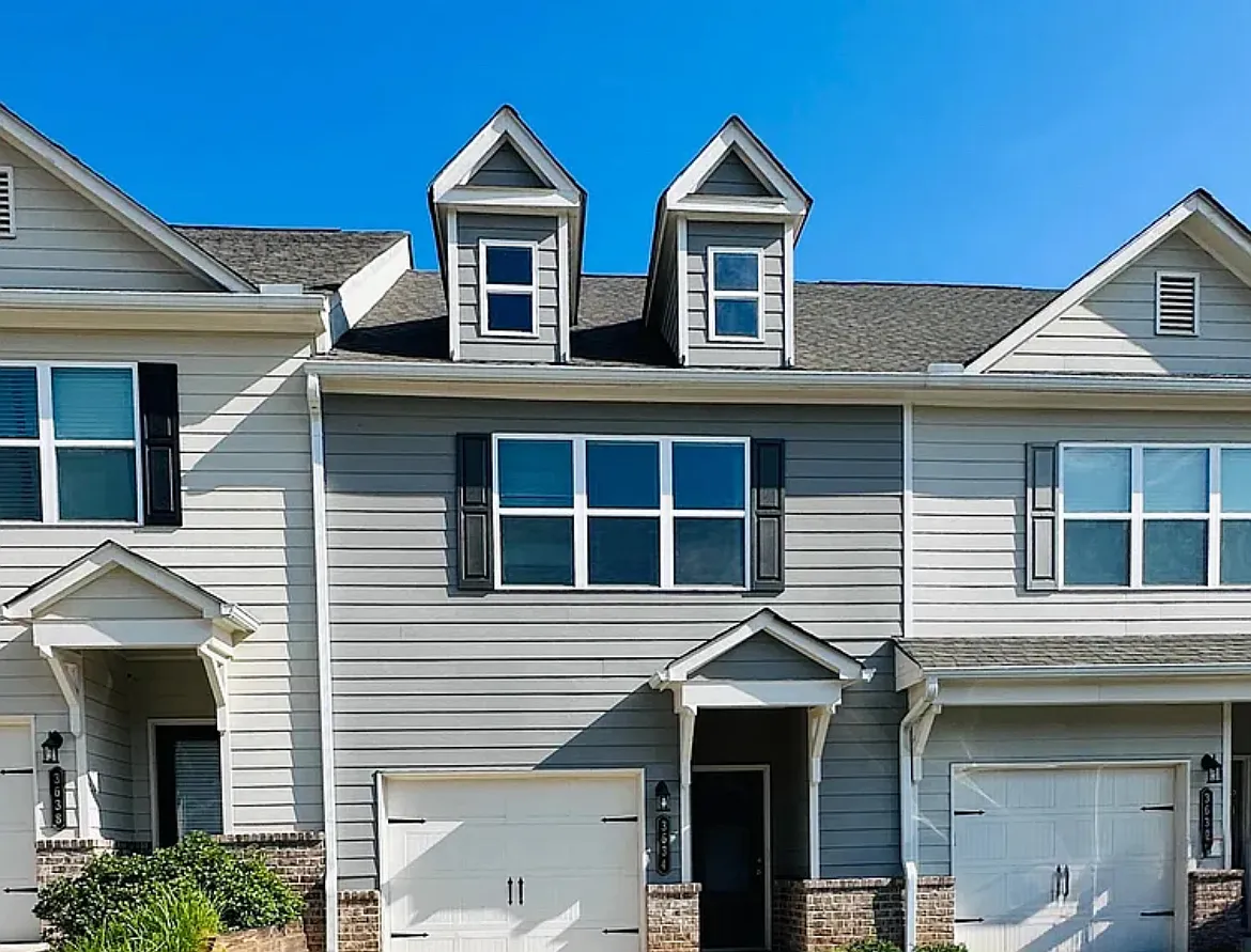3634 Acorn Dr — Photo 1