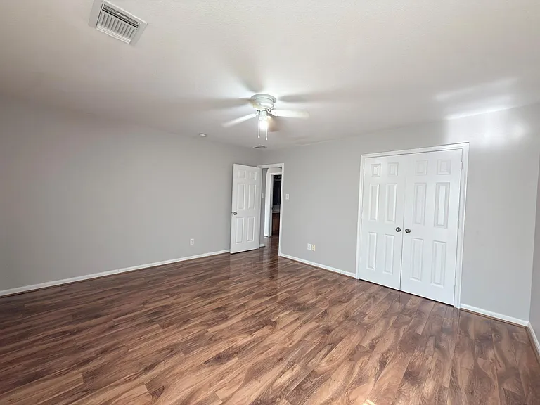 2926 Richland Spring Ln — Photo 17