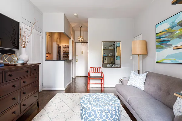 Sold by Compass | media 11