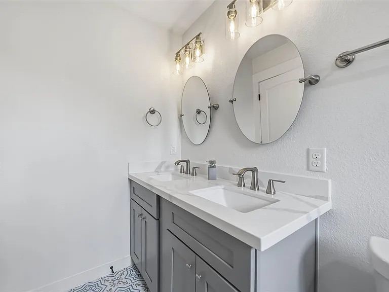 5403 Amy St — Photo 19