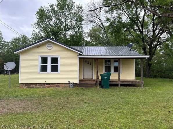 697 E Magazine St, Booneville, AR 72927