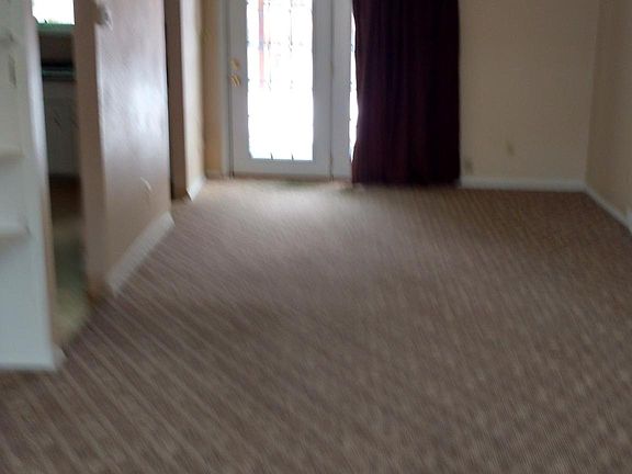 4th image of 206 Parkcrest Way