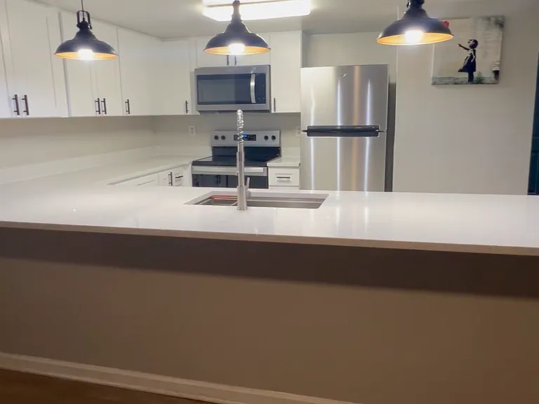 813 Harden St #7 — Photo 3