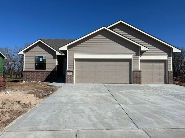 3462 N Forest Park St, Derby, KS 67037