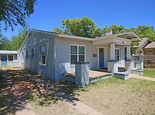 3 bed, 2.0 bath, 1597 sqft, $1,250 — Photo 3