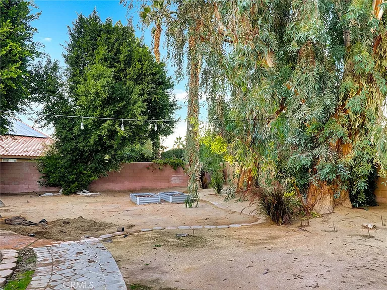 76871 Castle Ct — Photo 37