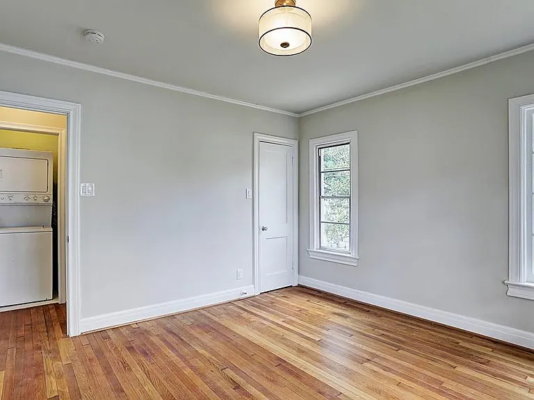 4809 Woodhead St — Photo 6
