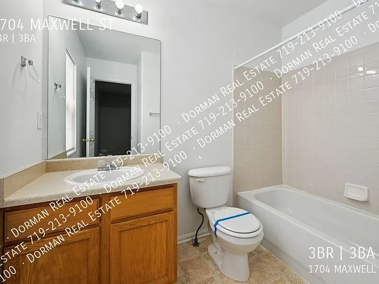 1704 Maxwell St — Photo 20
