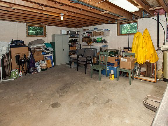 5th image of 792 120th Ave