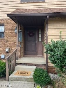 2323 Riverfront Pkwy, Cuyahoga Falls, OH, 44221