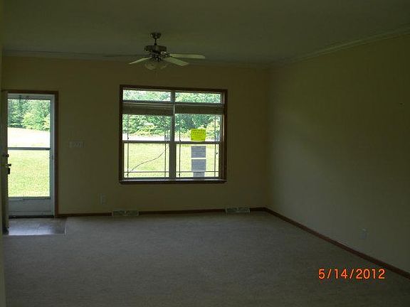 3rd image of 8400 E County Road 950 N