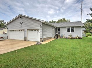 3450 E Chestnut Ave, Decatur, IL 62521