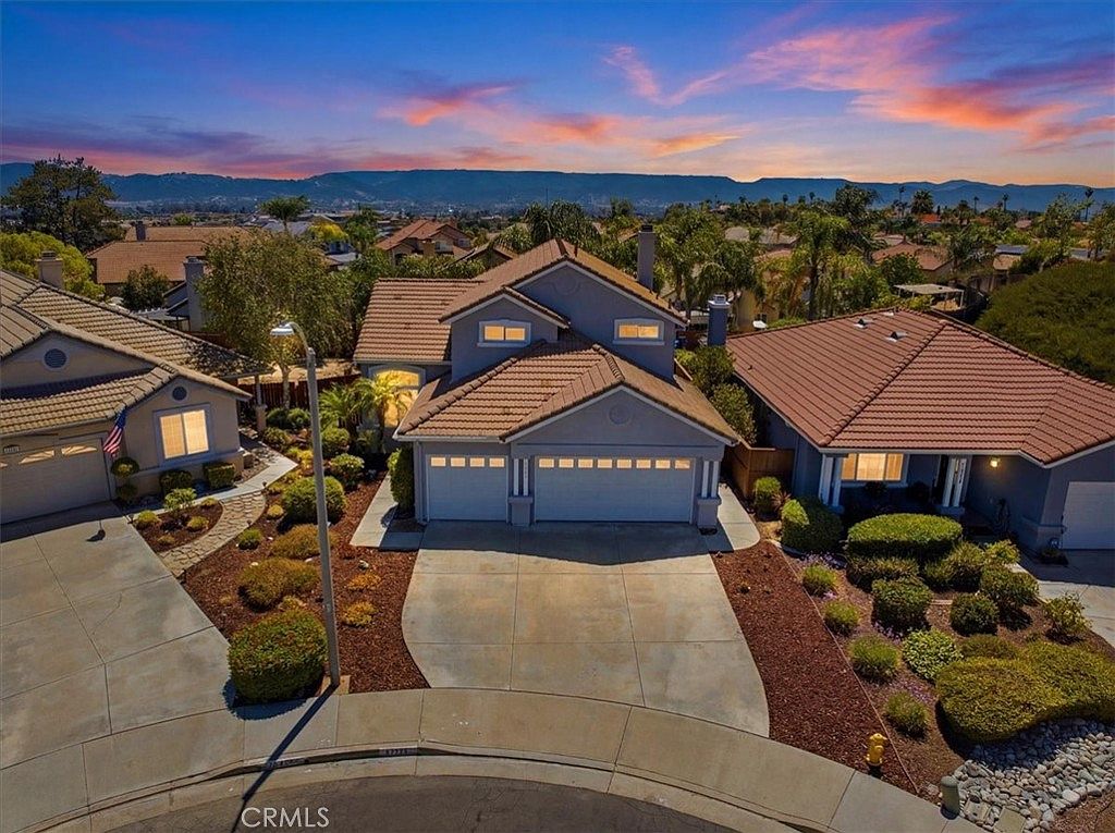 39785 Naples Dr, Murrieta, CA 92563 | MLS #SW26149826 | Zillow