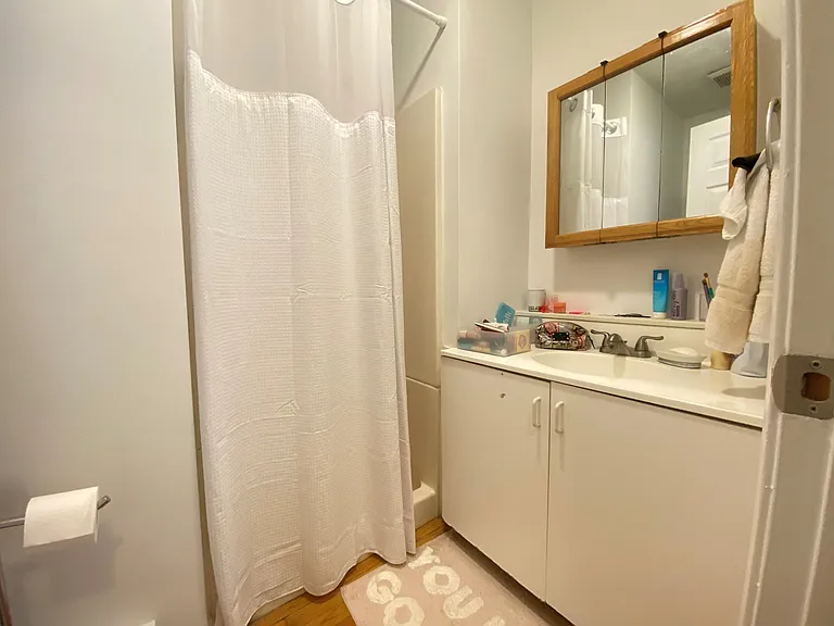 38 Charter St #3 — Photo 16