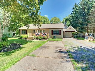 4055 Johnson Rd, Lockport, NY 14094