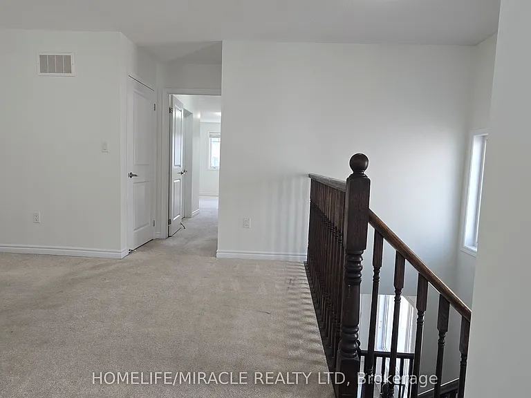 25 Phyllis Dr — Photo 13